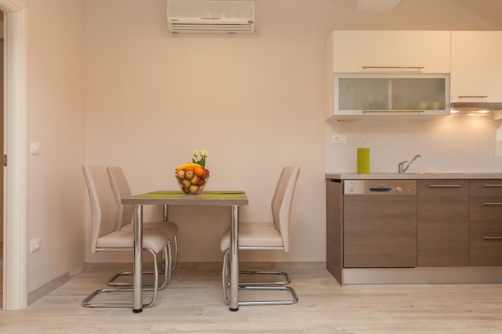 Apartments Alice Rovinj Room photo