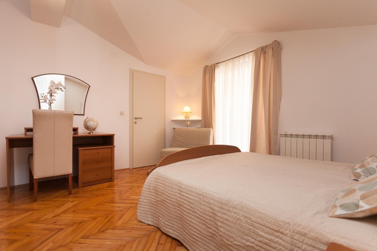 Apartments Alice Rovinj Exterior photo