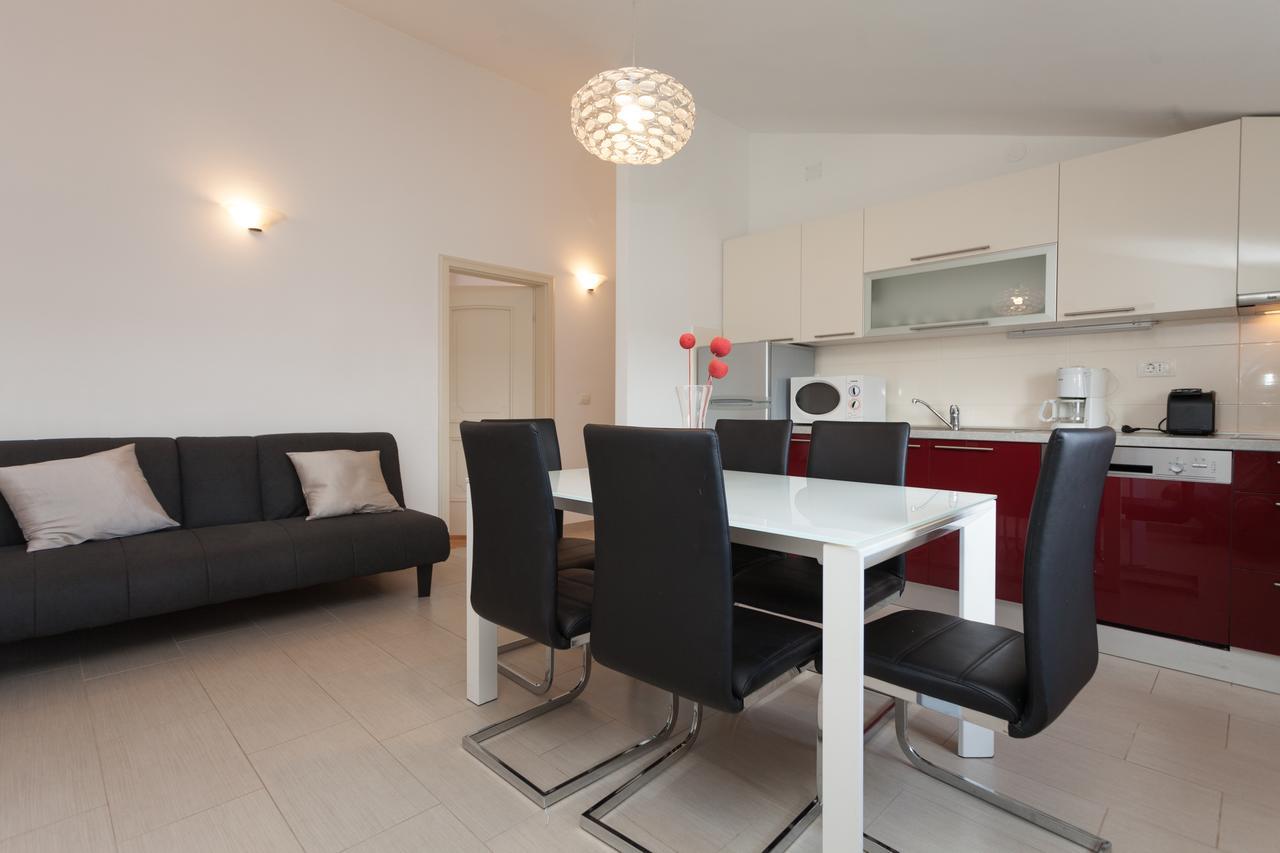 Apartments Alice Rovinj Exterior photo