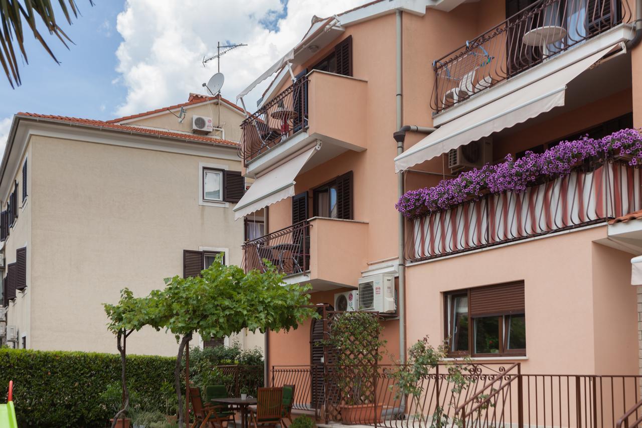 Apartments Alice Rovinj Exterior photo