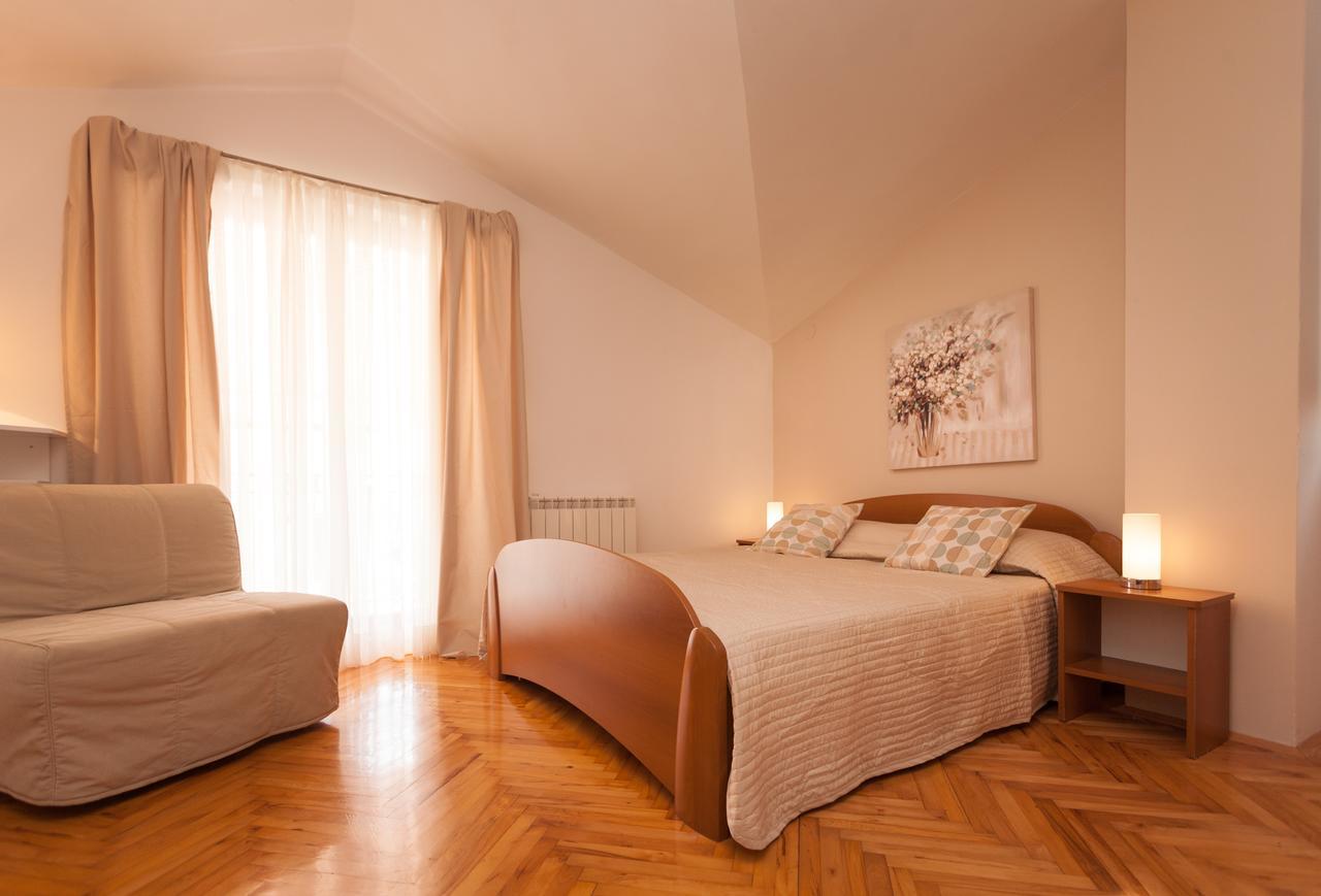 Apartments Alice Rovinj Exterior photo